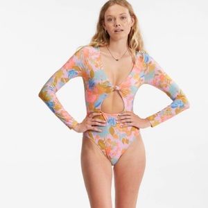 NWOT Billabong Swimsuit One Piece Pick Me Up Surf Bodysuit Long Sleeve Cut Out